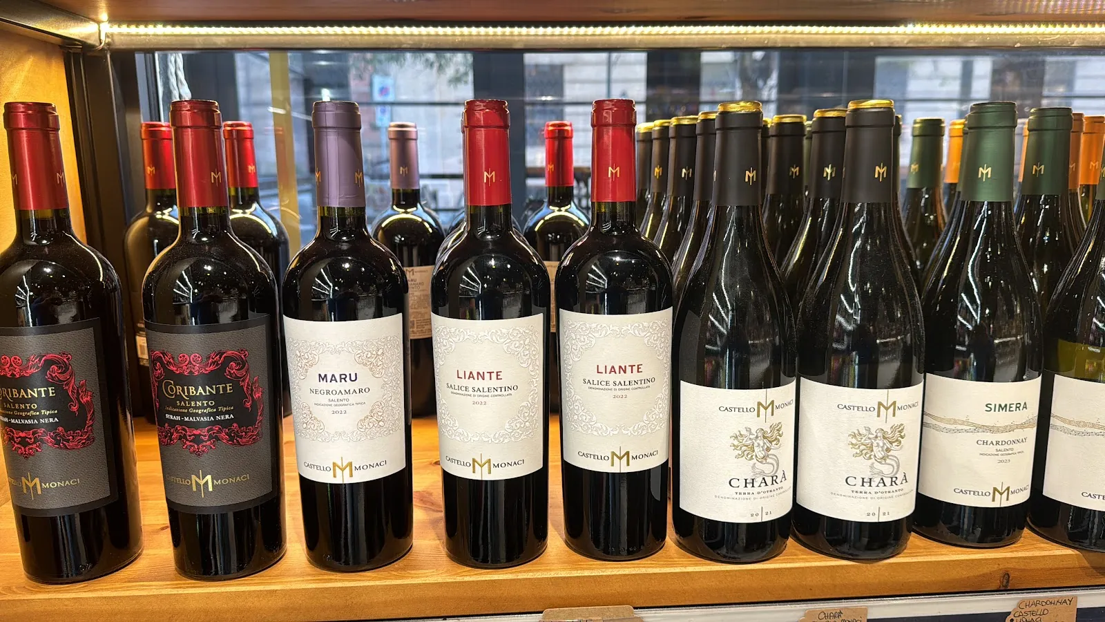 Over 200 Italian wineries